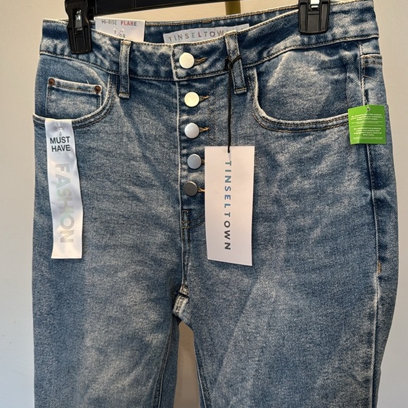 Tinseltown high rise flare button fly women’s Blue Jeans NWT 7/28 - Picture 2 of 13